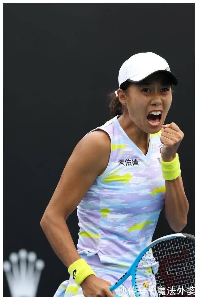 英超赛场上 英超赛场上