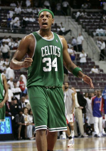 向诱导滚地 向诱导滚地